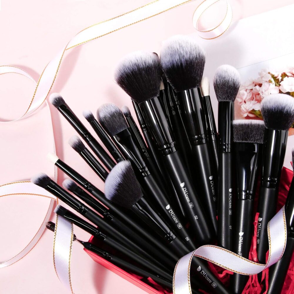 Fixbody Makeup Brush Set - Image 3